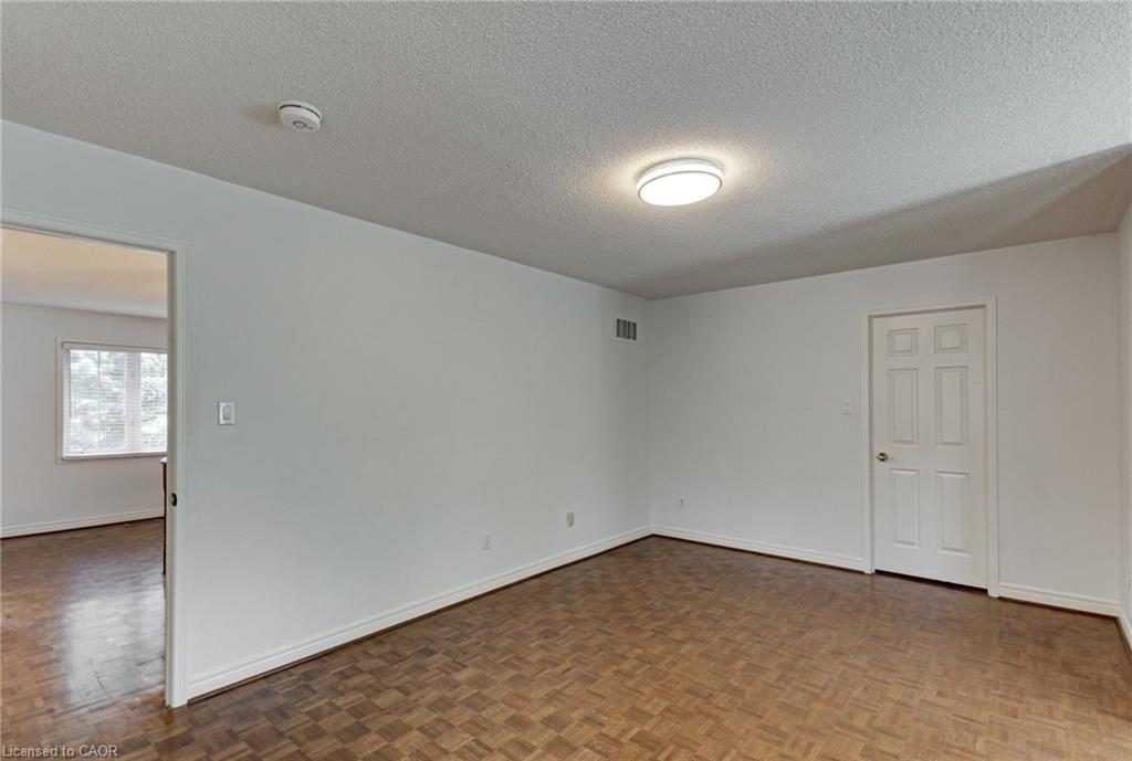 175 Rhodes Circle, Newmarket, ON - Indoor Photo Showing Other Room