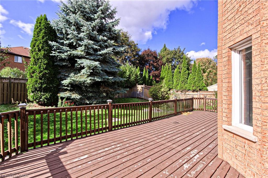 175 Rhodes Circle, Newmarket, ON - Outdoor