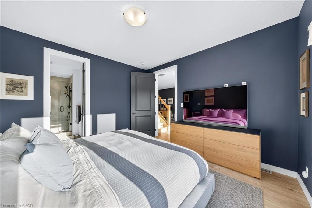 9-744 Nelson Street W, Port Dover, ON - Indoor Photo Showing Bedroom