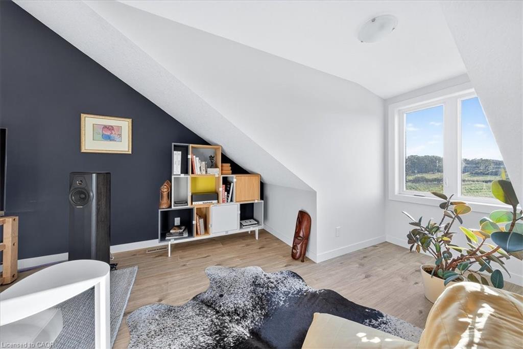 9-744 Nelson Street W, Port Dover, ON - Indoor