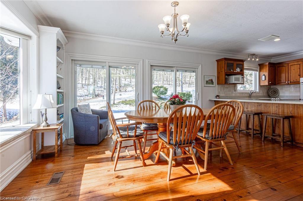 5086 Walkers Line, Burlington, ON - Indoor