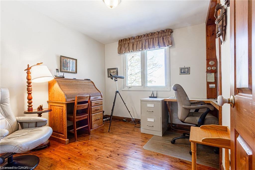 5086 Walkers Line, Burlington, ON - Indoor Photo Showing Office