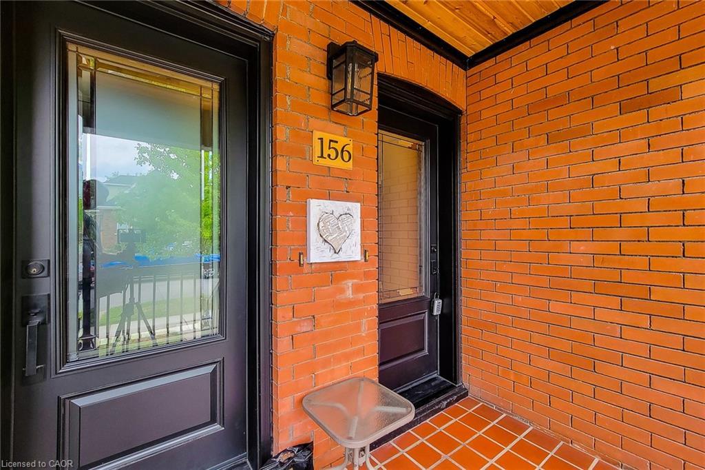156 Park Row S, Hamilton, ON - Outdoor With Exterior
