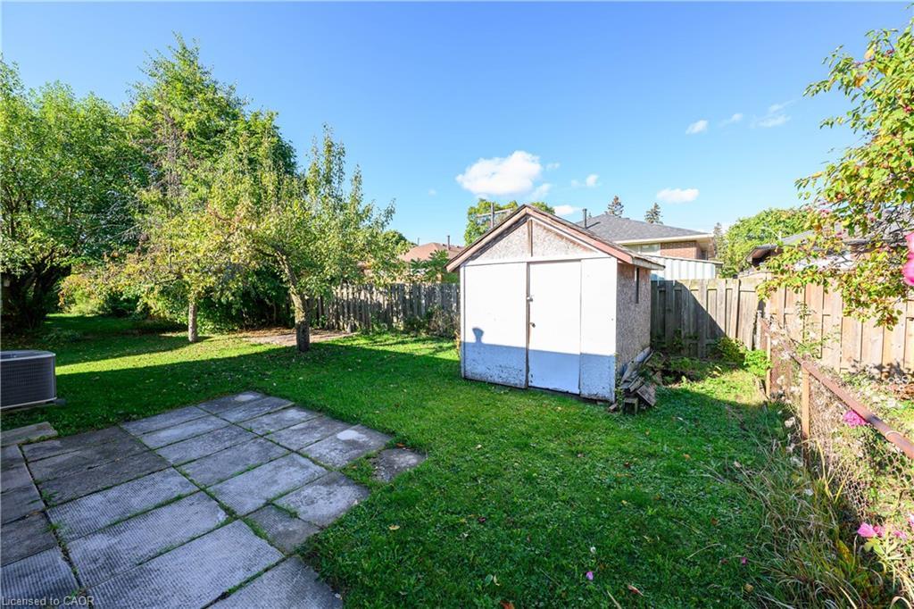 112 Purdy Crescent, Hamilton, ON - Outdoor With Backyard