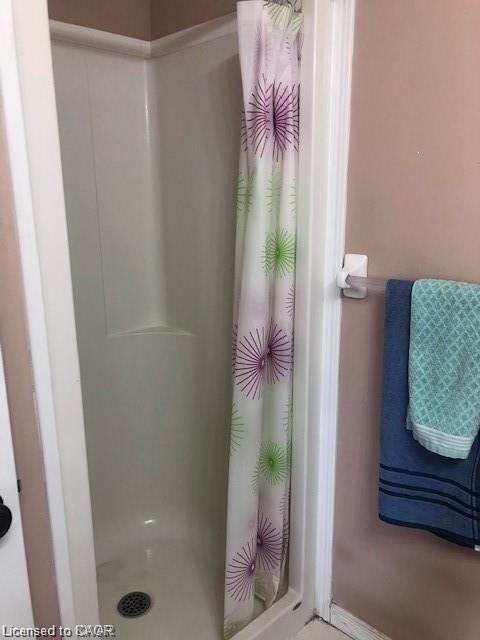 301-20 Cheese Factory Road, Cambridge, ON - Indoor Photo Showing Bathroom