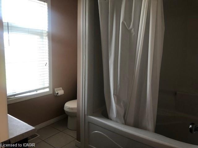 301-20 Cheese Factory Road, Cambridge, ON - Indoor Photo Showing Bathroom