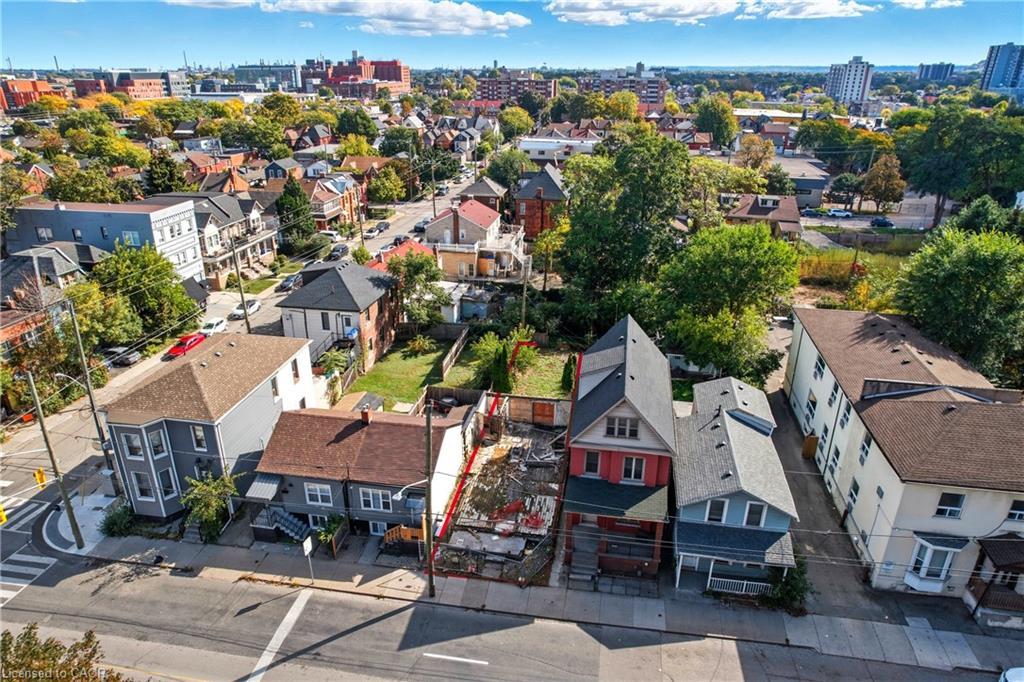 186 John Street N, Hamilton, ON