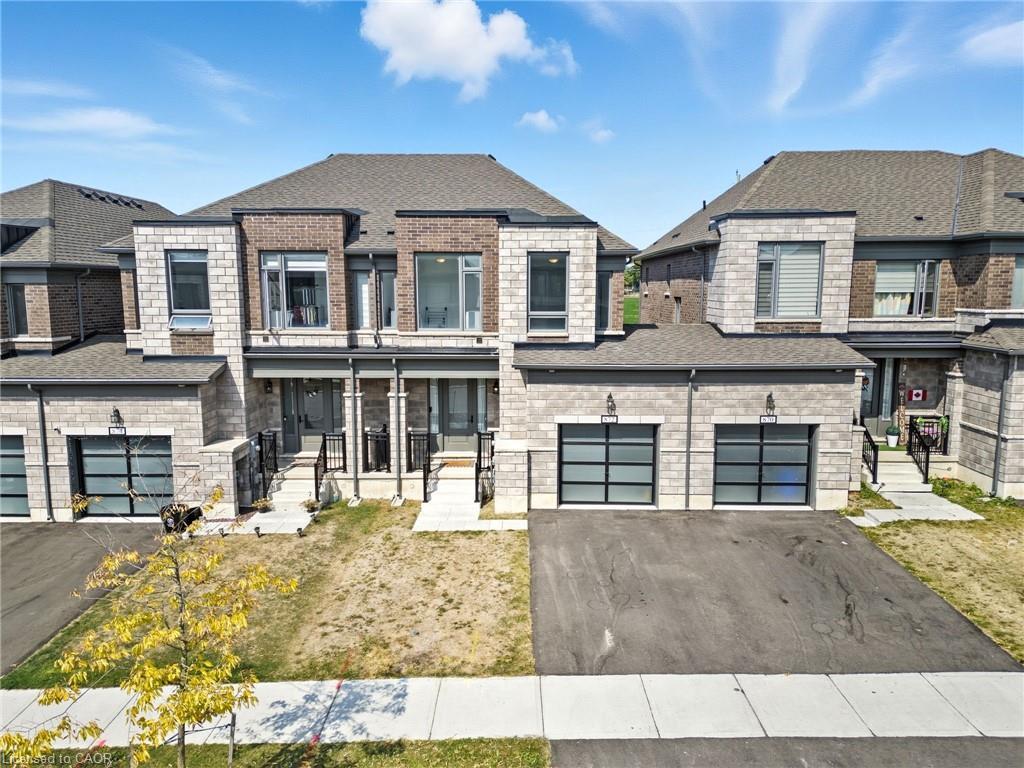 872 Sobeski Avenue, Woodstock, ON - Outdoor With Facade