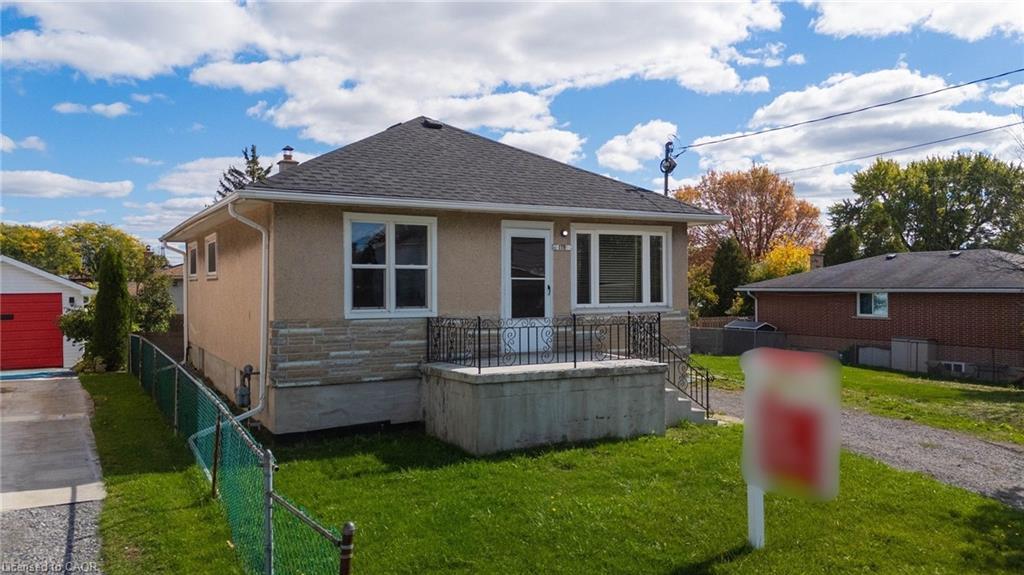 118 Morton Street, Thorold, ON - Outdoor With Deck Patio Veranda