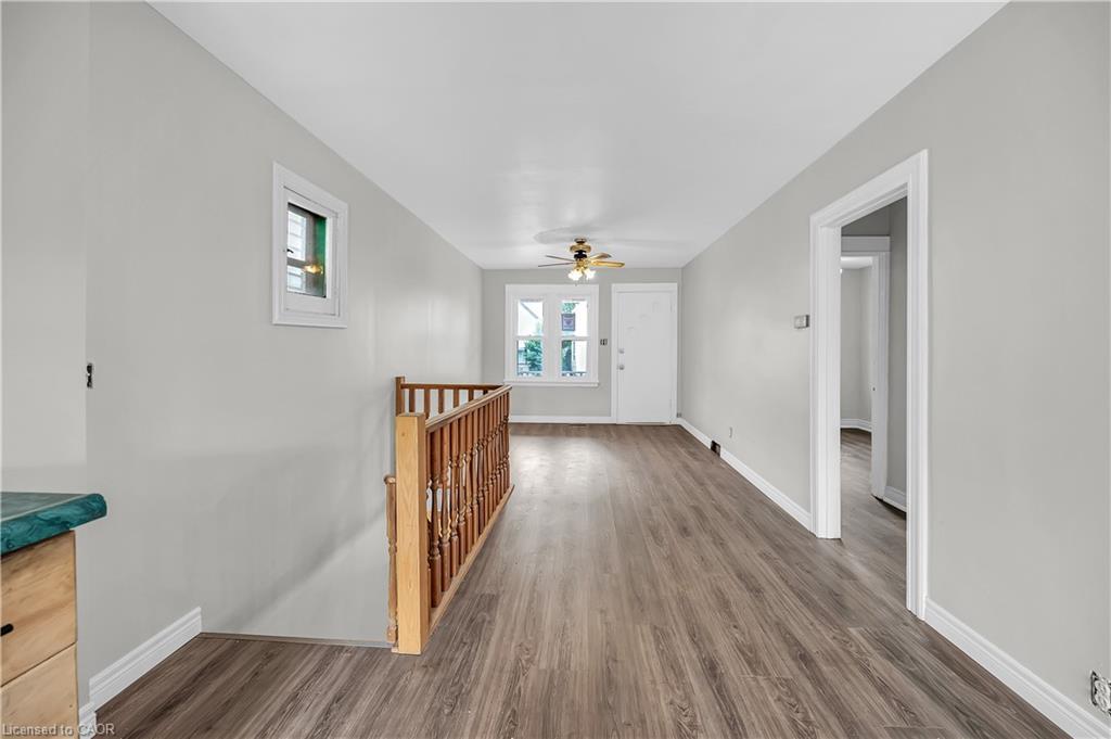 1256 Cannon Street E, Hamilton, ON - Indoor Photo Showing Other Room