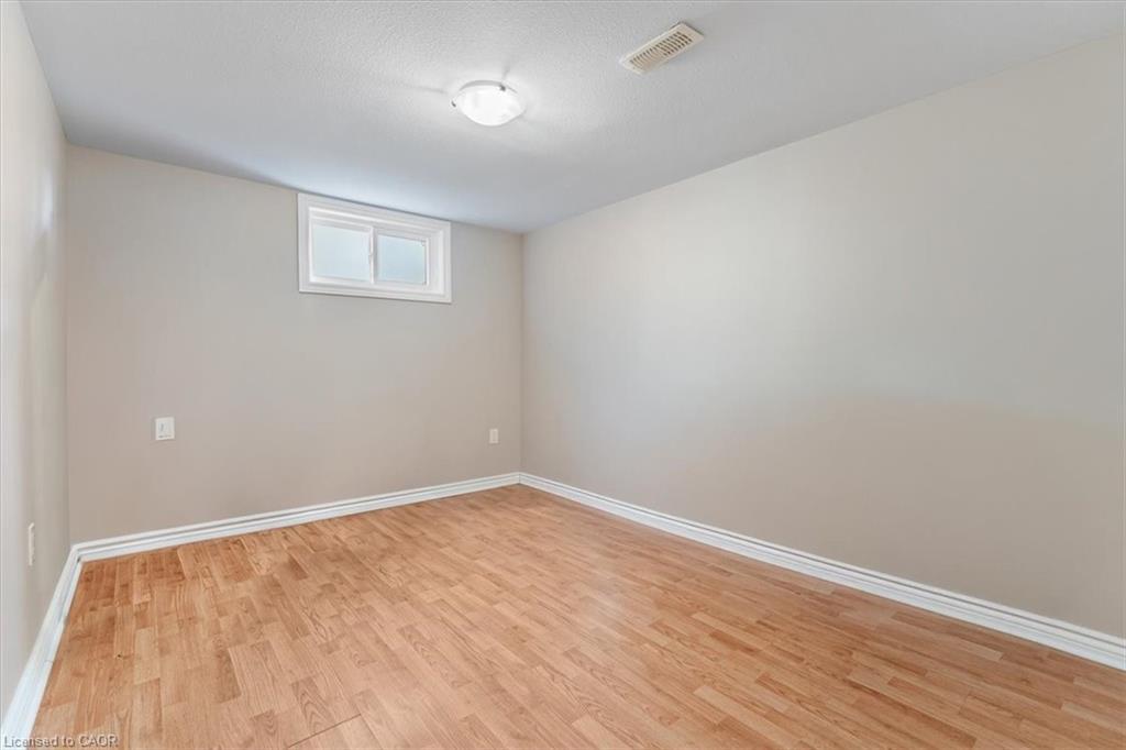 160 Elgin Street, Thorold, ON - Indoor Photo Showing Other Room