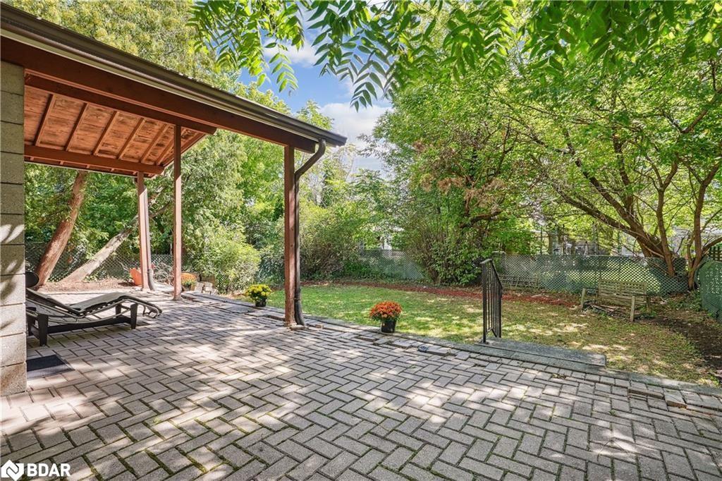 57 East 36Th Street, Hamilton, ON - Outdoor With Deck Patio Veranda