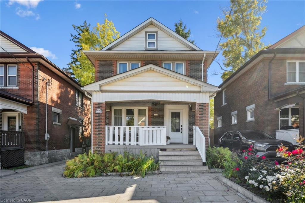 405 Wellington Street N, Kitchener, ON - Outdoor With Deck Patio Veranda With Facade