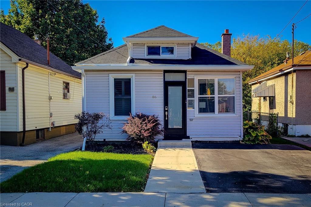 86 East 18Th Street, Hamilton, ON - Outdoor With Facade