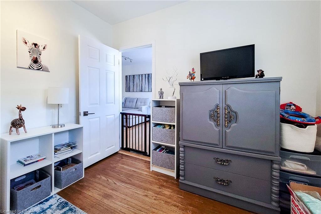 86 East 18Th Street, Hamilton, ON - Indoor