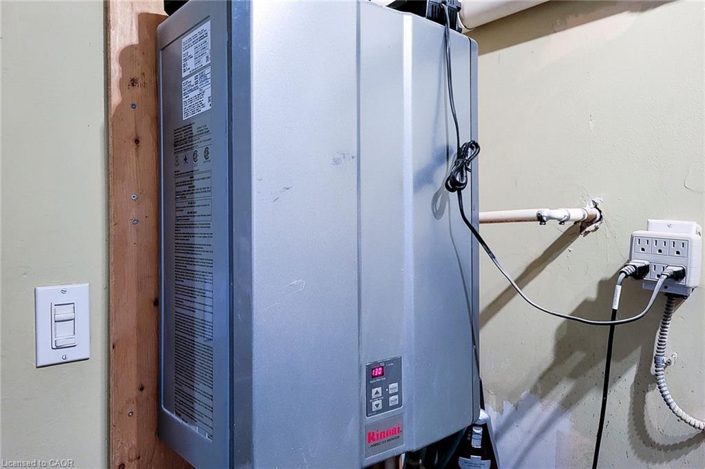 86 East 18Th Street, Hamilton, ON - Indoor Photo Showing Other Room