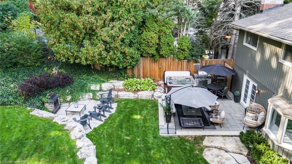 94 Dorchester Drive, Grimsby, ON - Outdoor