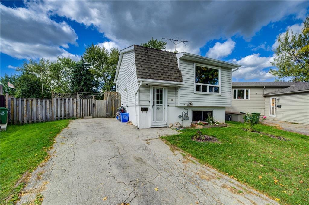 36 Lamb Court, Hamilton, ON - Outdoor