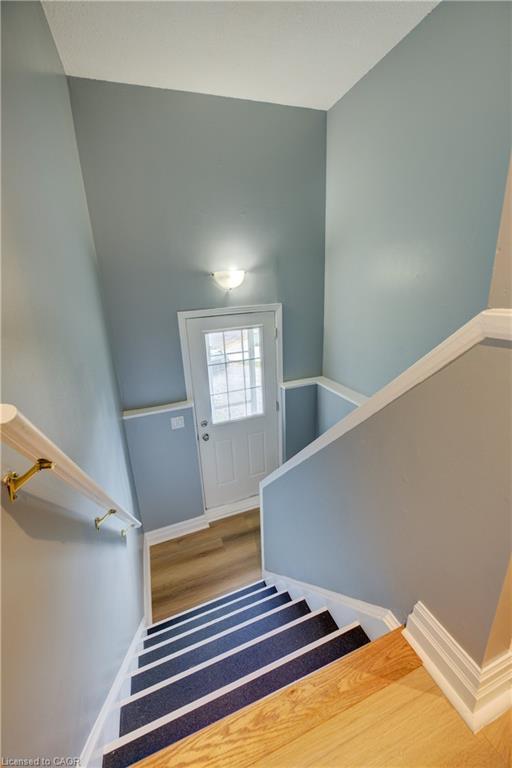 36 Lamb Court, Hamilton, ON - Indoor Photo Showing Other Room