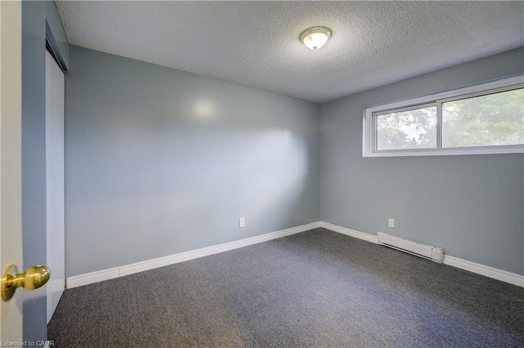 36 Lamb Court, Hamilton, ON - Indoor Photo Showing Other Room