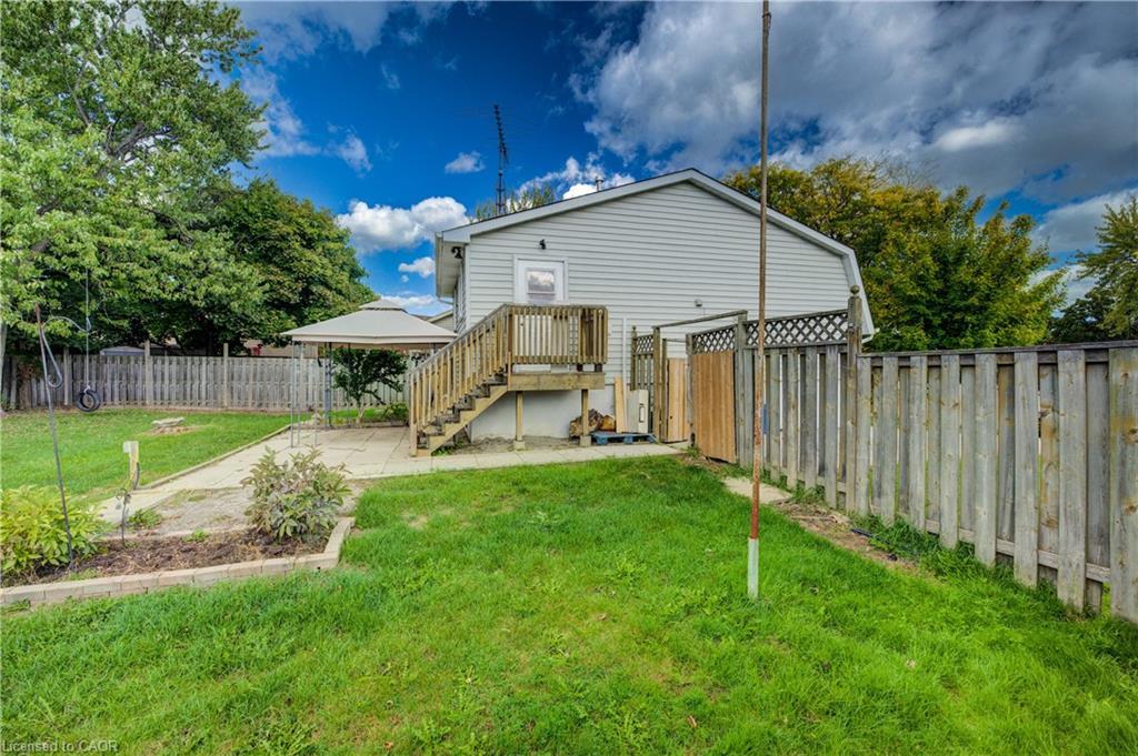 36 Lamb Court, Hamilton, ON - Outdoor