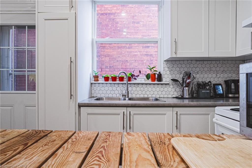 215 Mary Street, Hamilton, ON - Indoor Photo Showing Kitchen With Double Sink