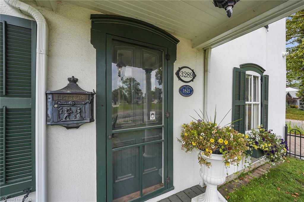 3289 Saint Paul Avenue, Niagara Falls, ON - Outdoor With Exterior