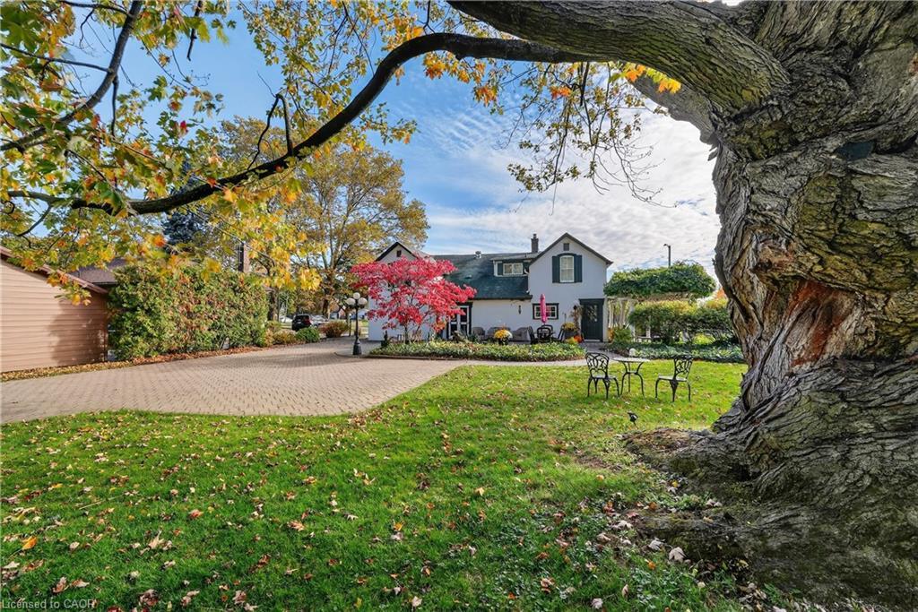 3289 Saint Paul Avenue, Niagara Falls, ON - Outdoor