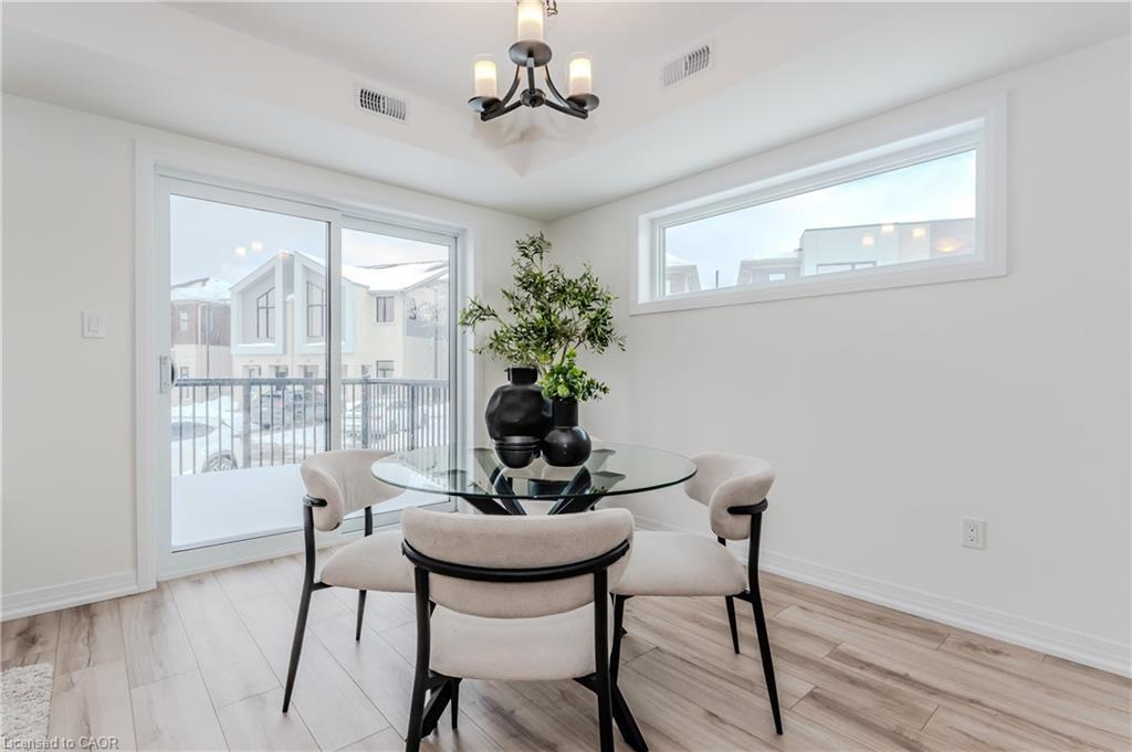 A4-15 Stauffer Woods Trail, Kitchener, ON - Indoor Photo Showing Dining Room