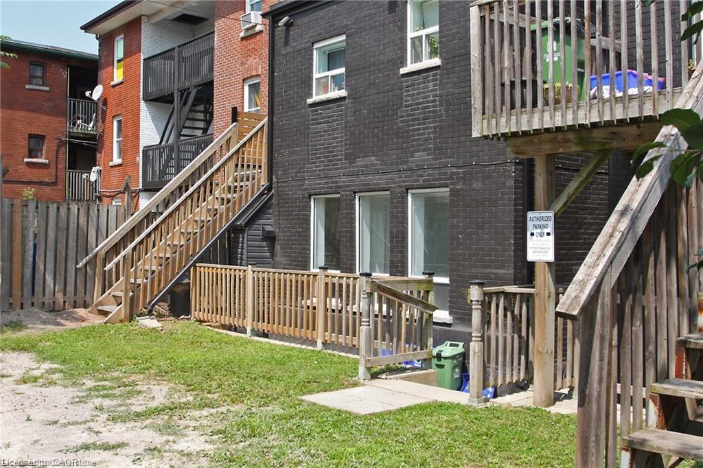 2-590 Main Street E, Hamilton, ON - Outdoor