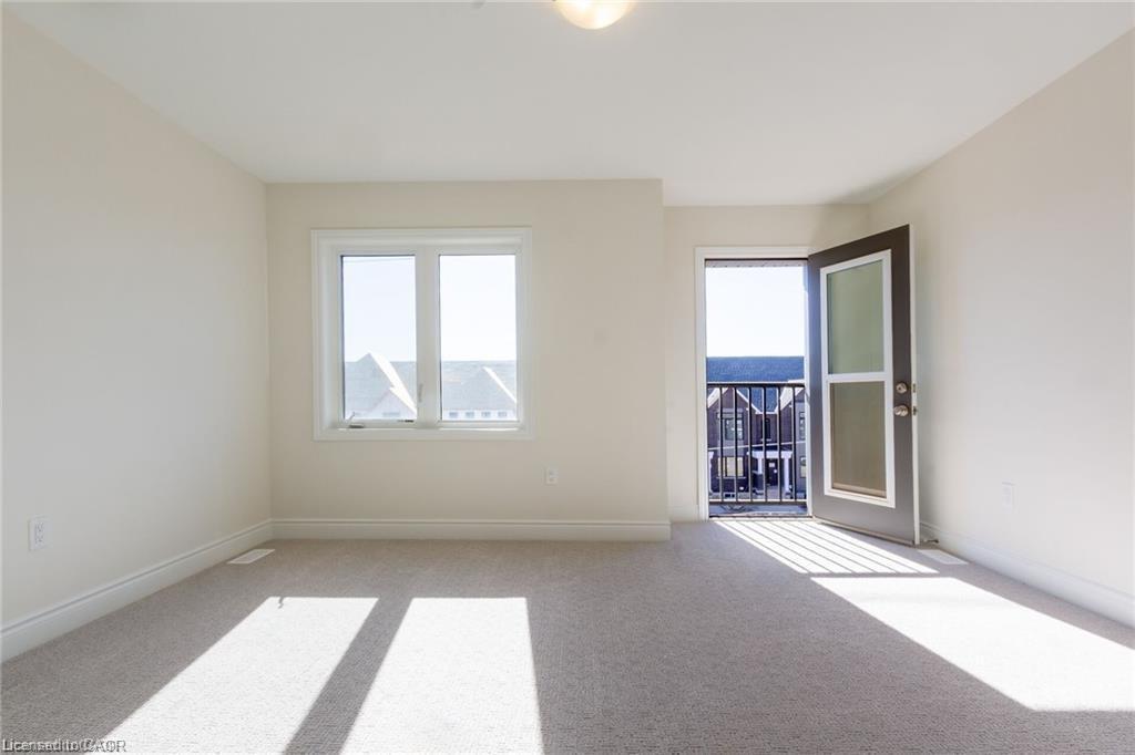 3273 Sixth Line, Oakville, ON - Indoor Photo Showing Other Room