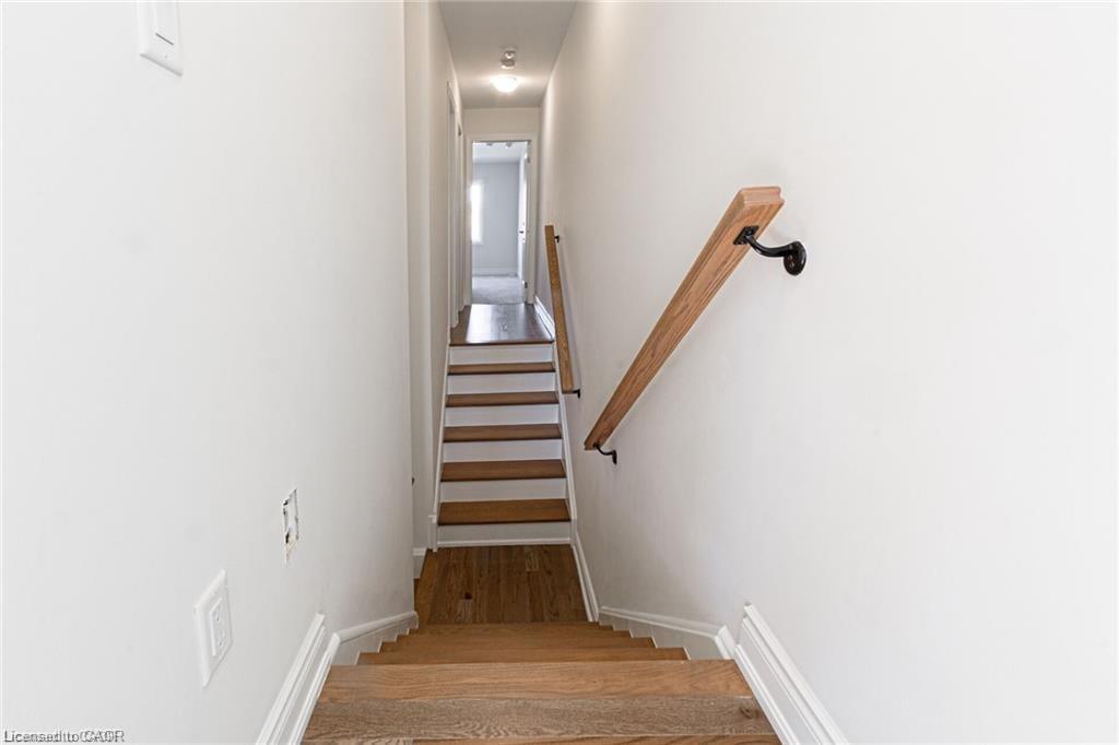 3273 Sixth Line, Oakville, ON - Indoor Photo Showing Other Room