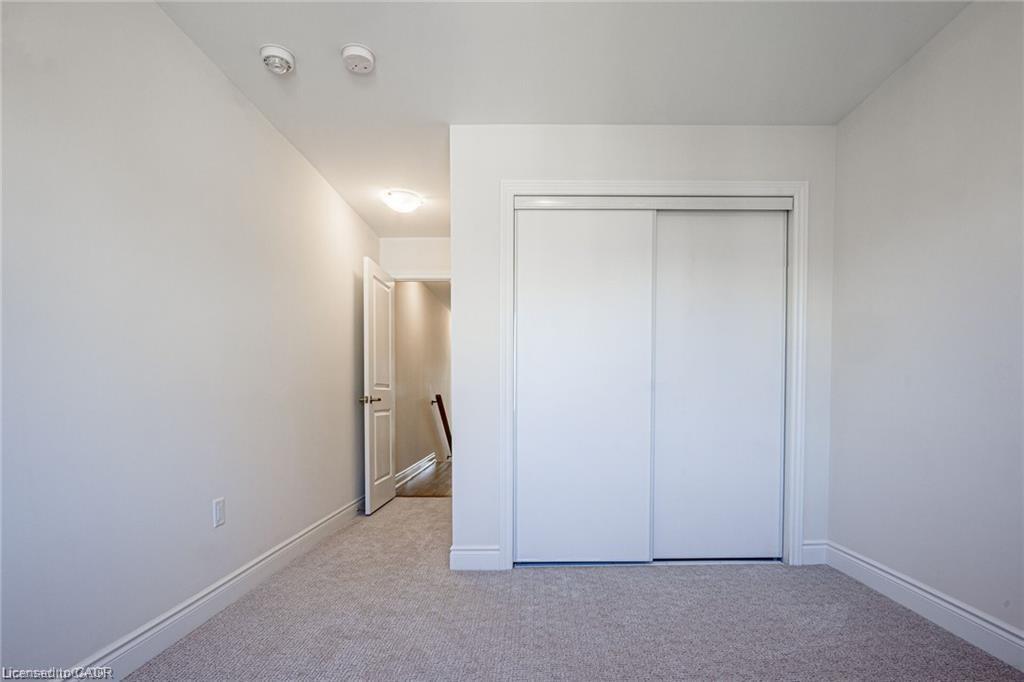 3273 Sixth Line, Oakville, ON - Indoor Photo Showing Other Room