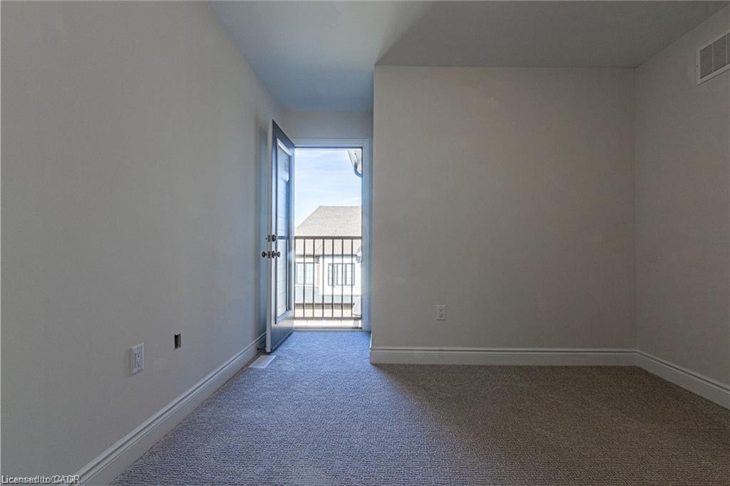 3273 Sixth Line, Oakville, ON - Indoor Photo Showing Other Room