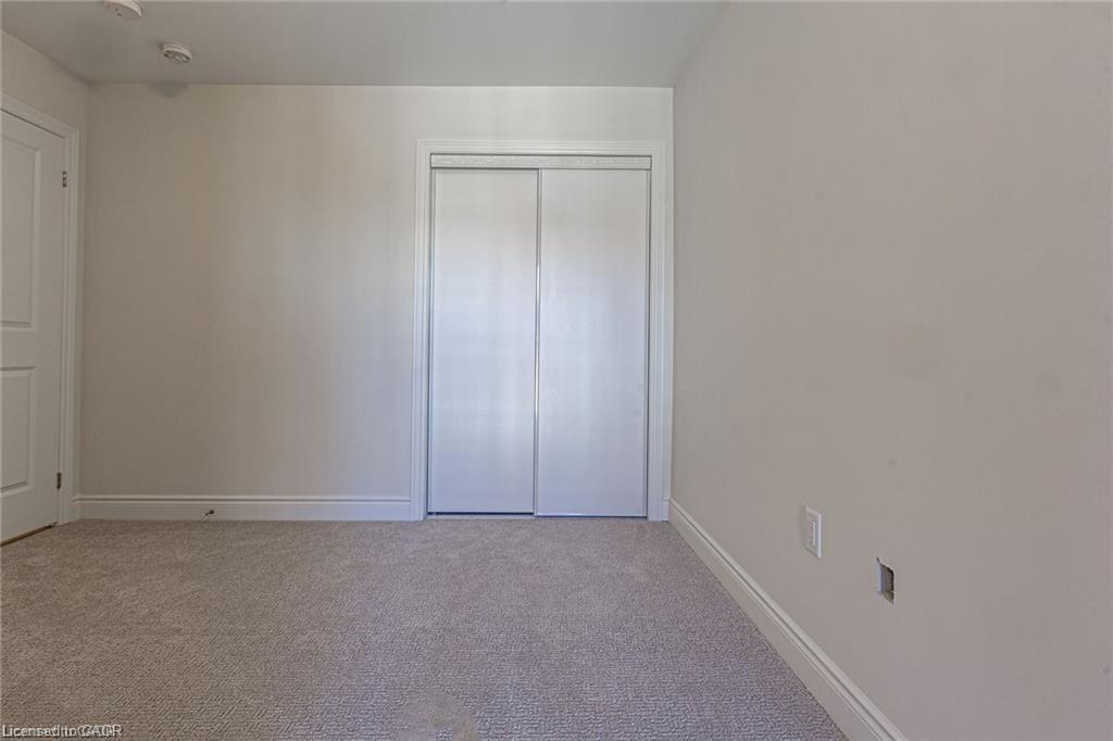 3273 Sixth Line, Oakville, ON - Indoor Photo Showing Other Room