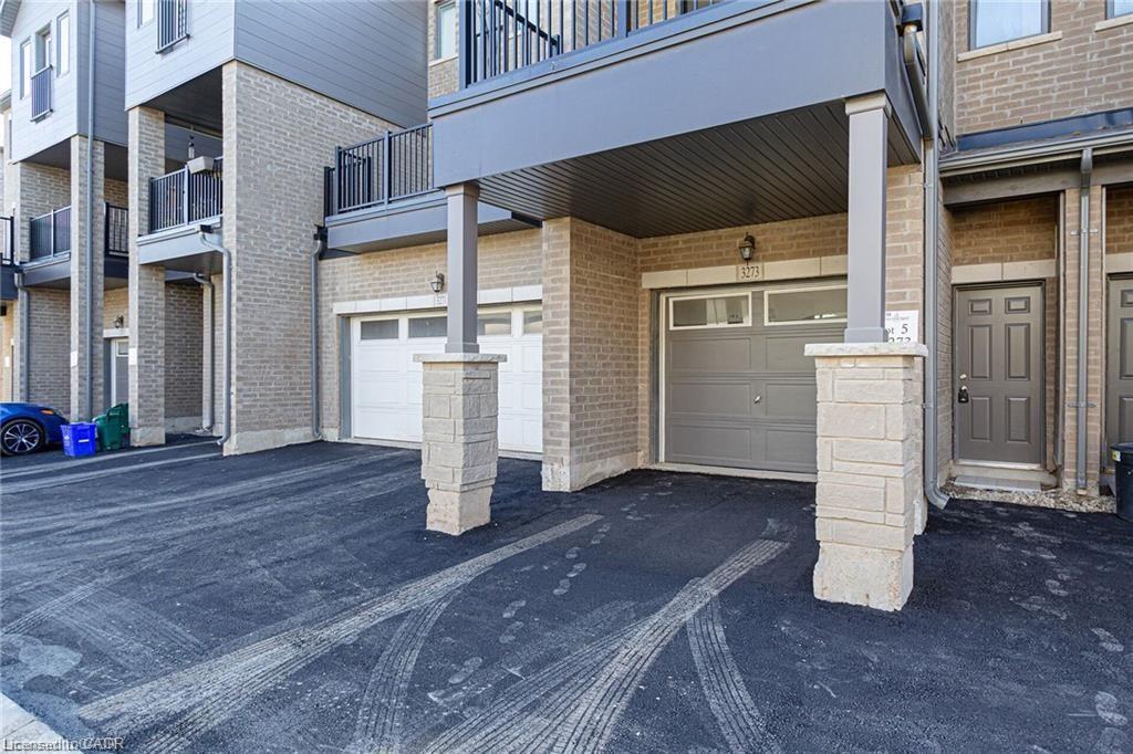 3273 Sixth Line, Oakville, ON - Outdoor