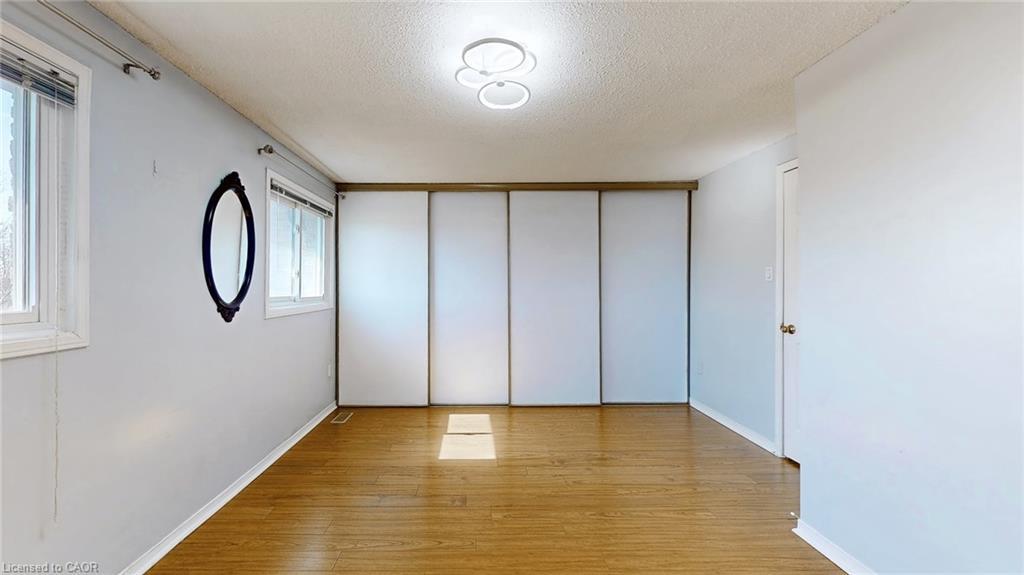 43-1155 Paramount Drive, Stoney Creek, ON - Indoor Photo Showing Other Room