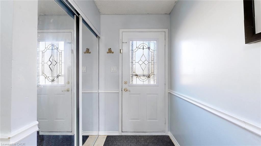 43-1155 Paramount Drive, Stoney Creek, ON - Indoor Photo Showing Other Room