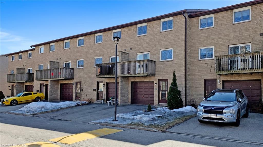 43-1155 Paramount Drive, Stoney Creek, ON - Outdoor