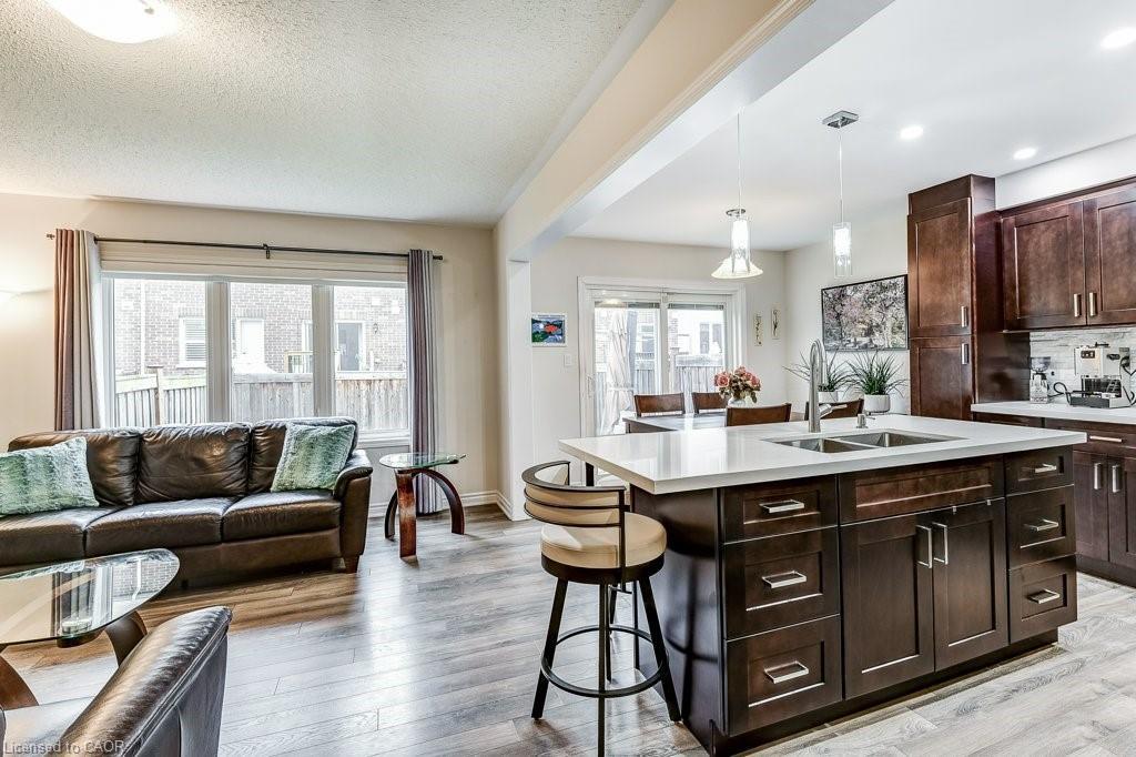 35 Dredge Court, Milton, ON - Indoor