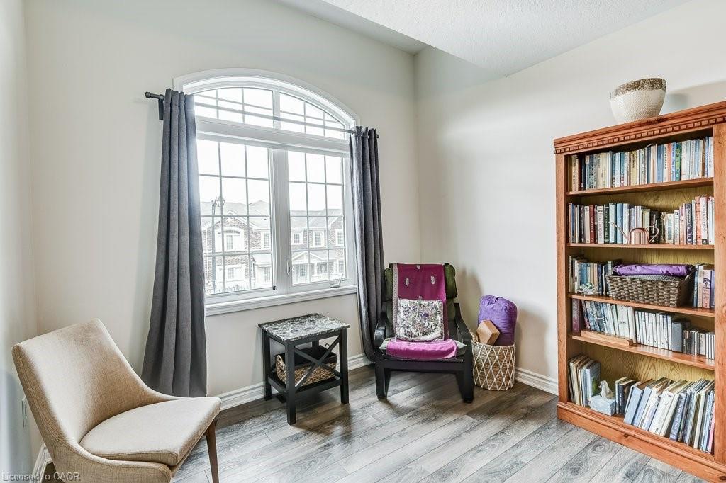 35 Dredge Court, Milton, ON - Indoor