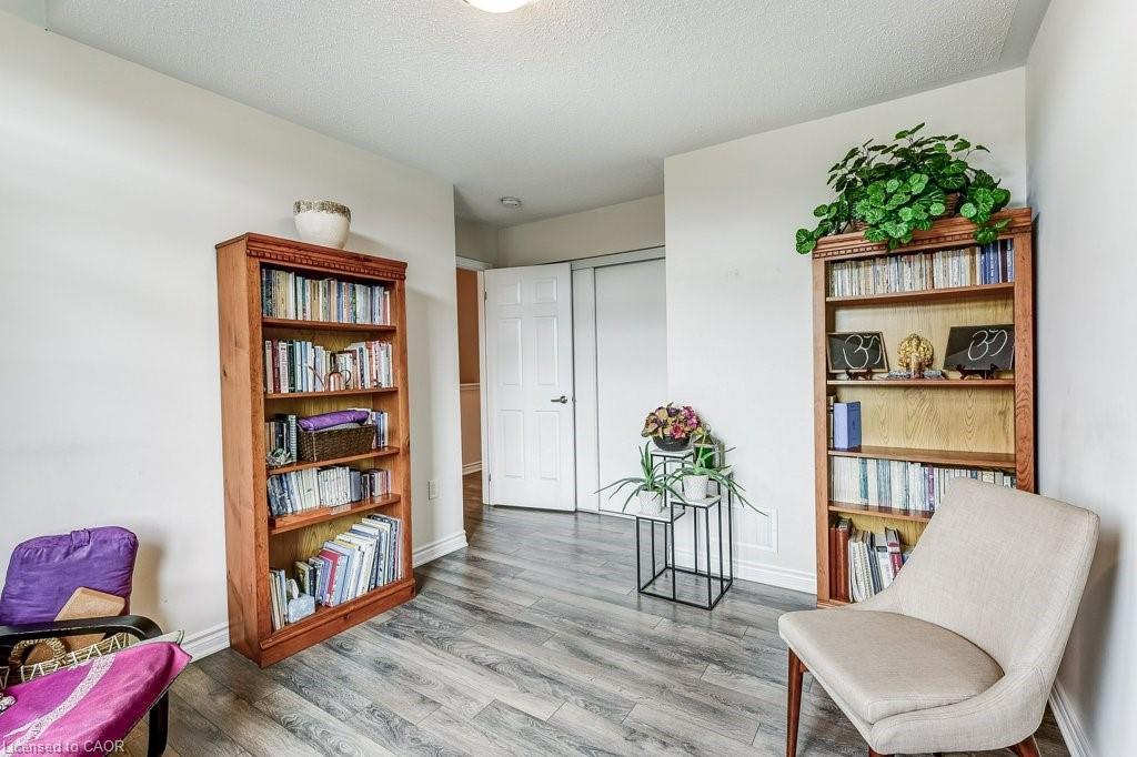 35 Dredge Court, Milton, ON - Indoor