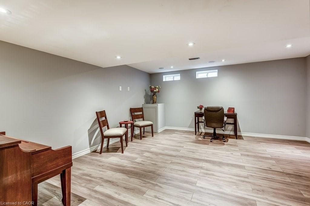 35 Dredge Court, Milton, ON - Indoor