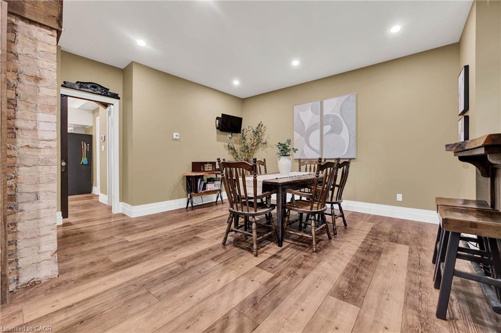 115 Cedar Street, Cambridge, ON - Indoor