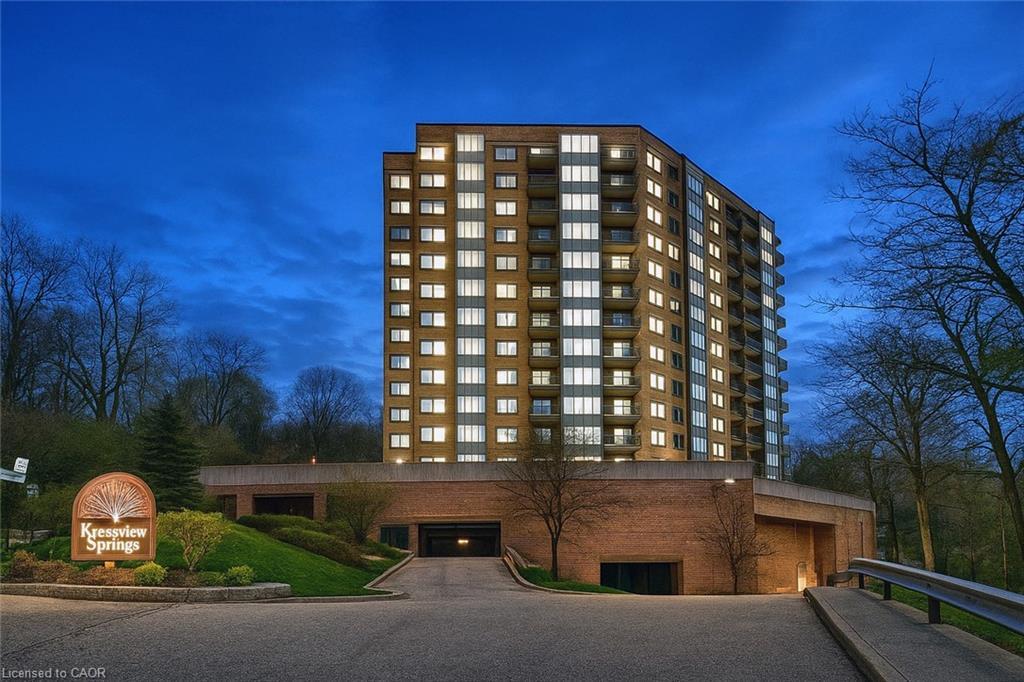 1210-237 King Street W, Cambridge, ON - Outdoor With Facade