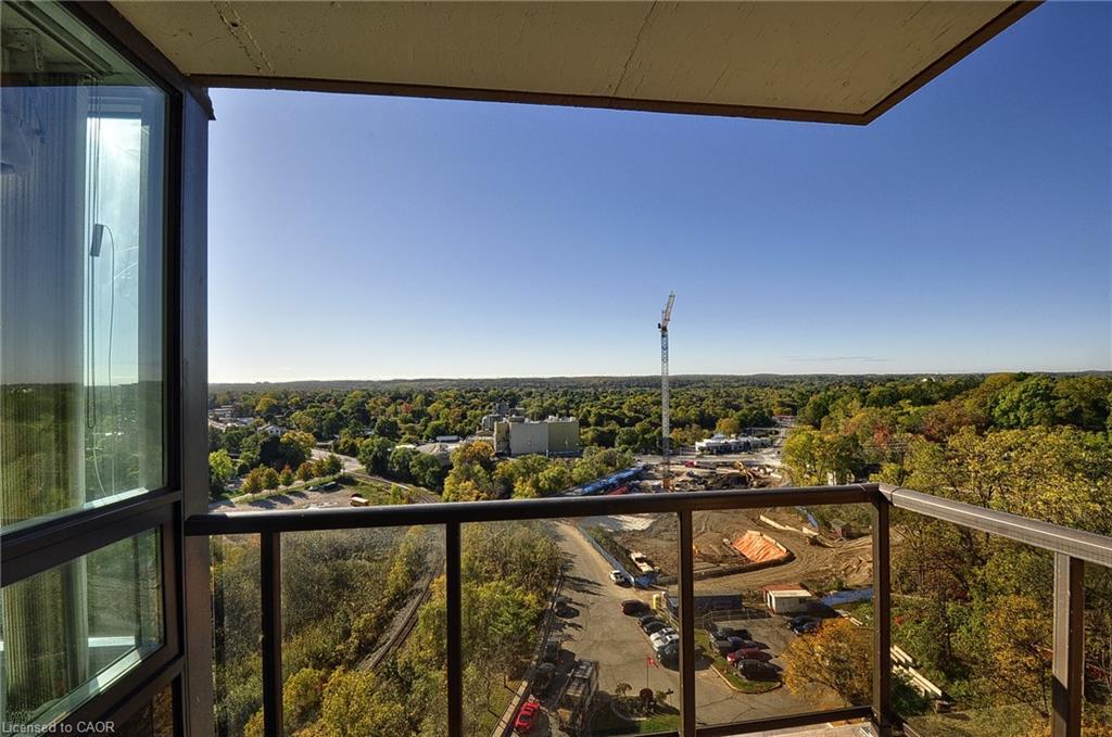 1210-237 King Street W, Cambridge, ON - Outdoor With View