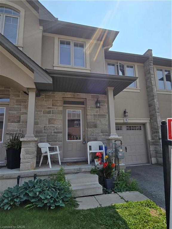 4-98 Shoreview Place, Stoney Creek, ON - Outdoor