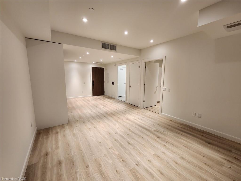306-741 King Street W, Kitchener, ON - Indoor Photo Showing Other Room