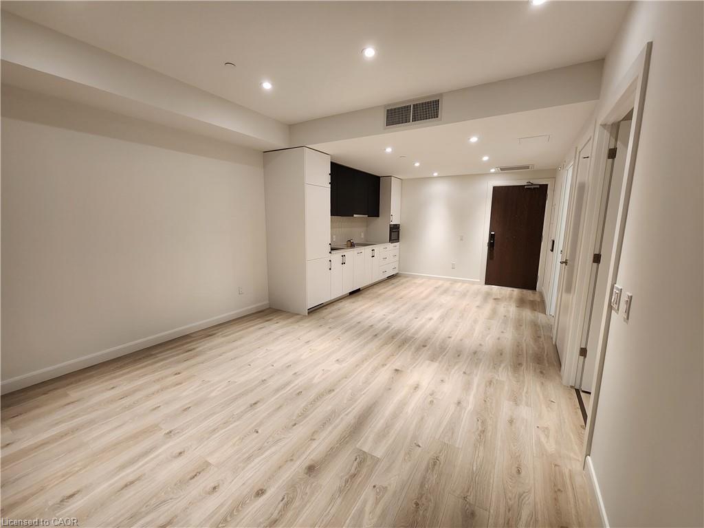 306-741 King Street W, Kitchener, ON - Indoor