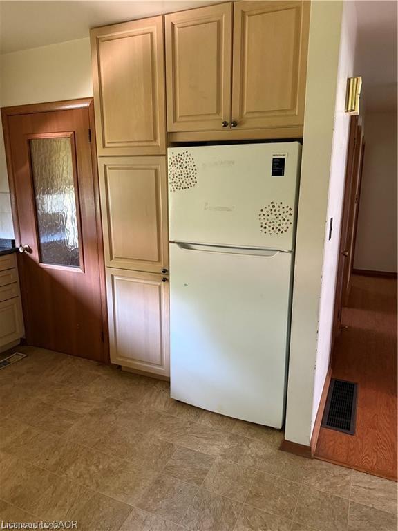 71 Pusey Boulevard, Brantford, ON - Indoor Photo Showing Other Room